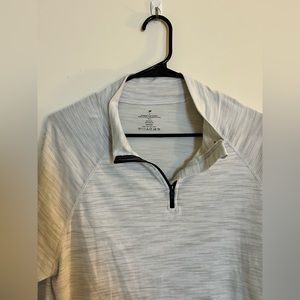 Fabletics Medium White 1/4 Zip